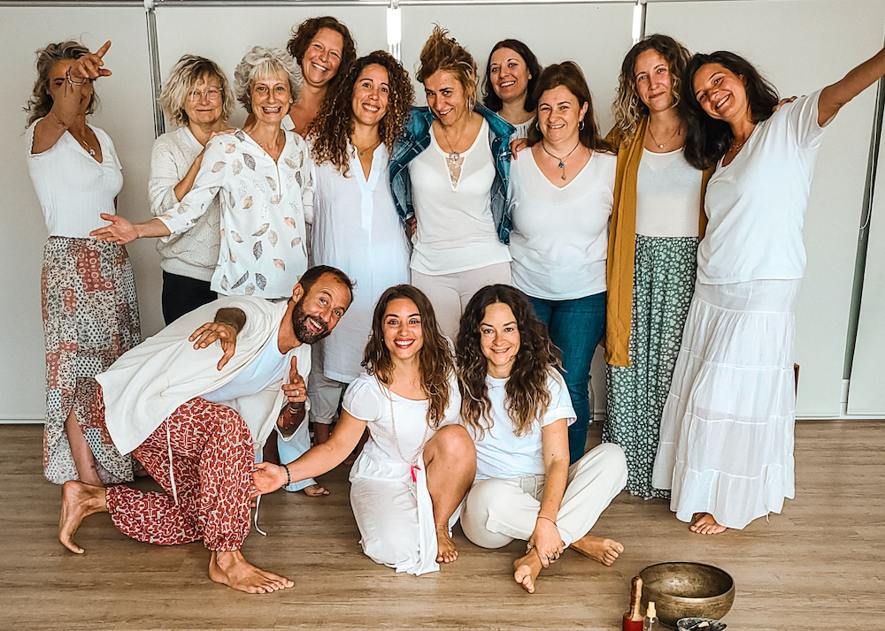 Séances et lieu de kundalini activation et breathwork à Seignosse, dans une salle intérieure adaptée à l’accompagnement énergétique avec Nicolas Bompar